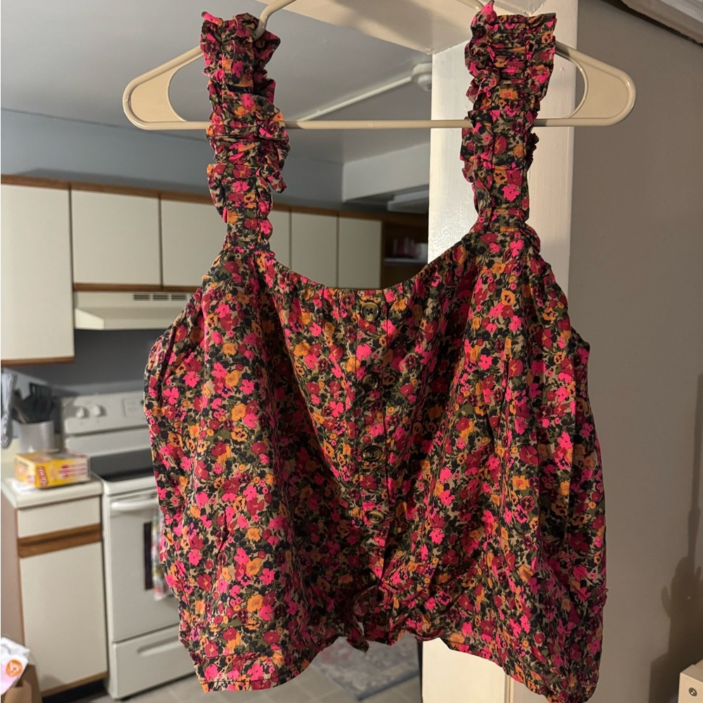 Treasure & Bond Floral Crop Top in Pink and Black
